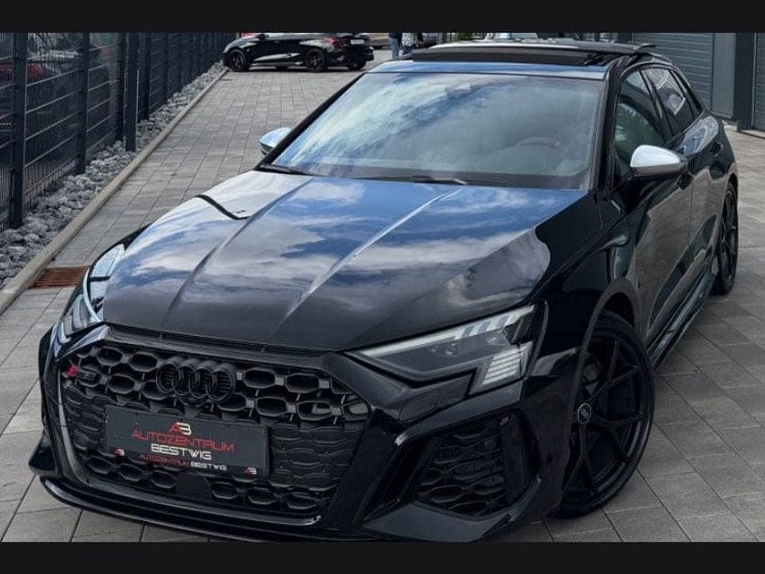 Audi RS3 Sportback Quattro*1.HD*PANO*B&O*VOLL-OPTIONS – Bild 1 von 20