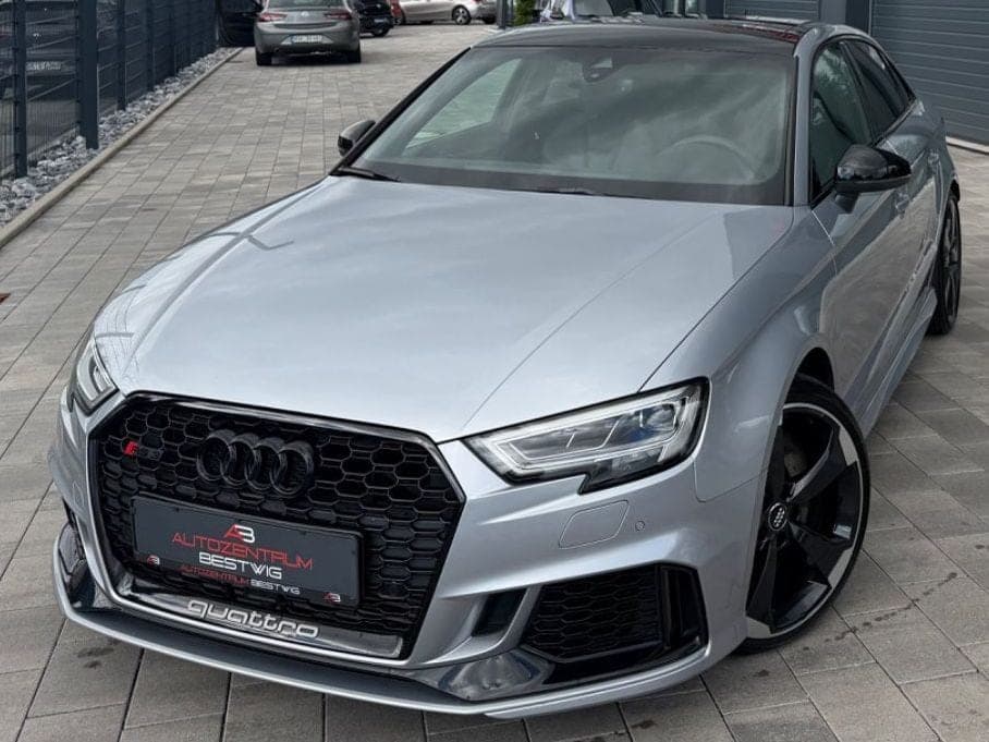 Audi RS3 Limousine Quattro*CARBON*PANO*B&O*VOLLOPTION – Bild 1 von 20