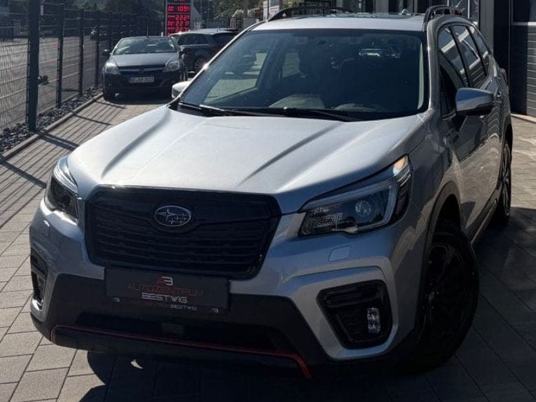 Subaru Forester Edition Sport 40*8-FACH*PANO*KAMERA*TOP
